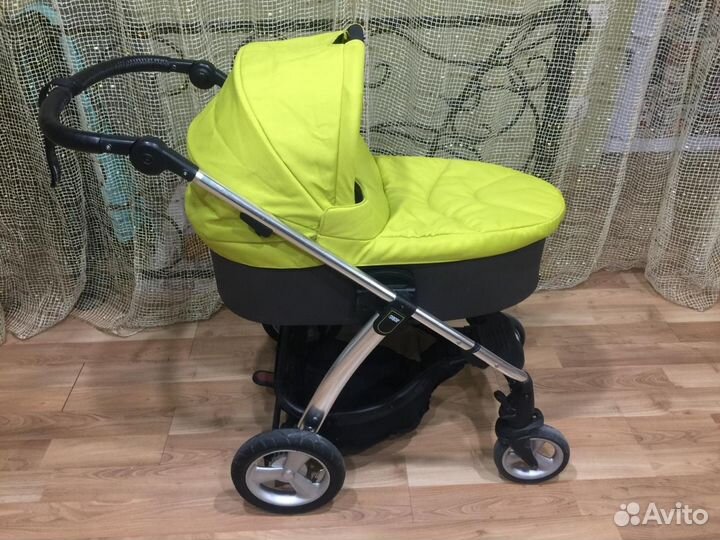 Коляска Mamas and Papas Sola 2