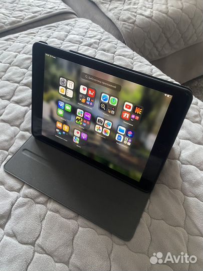 Планшет Apple iPad (2018), RU, 32 гб, Wi-Fi