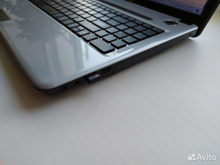 Ноутбук DNS /i7-3630QM/8Gb/Gt 640M/HDD 1000Gb