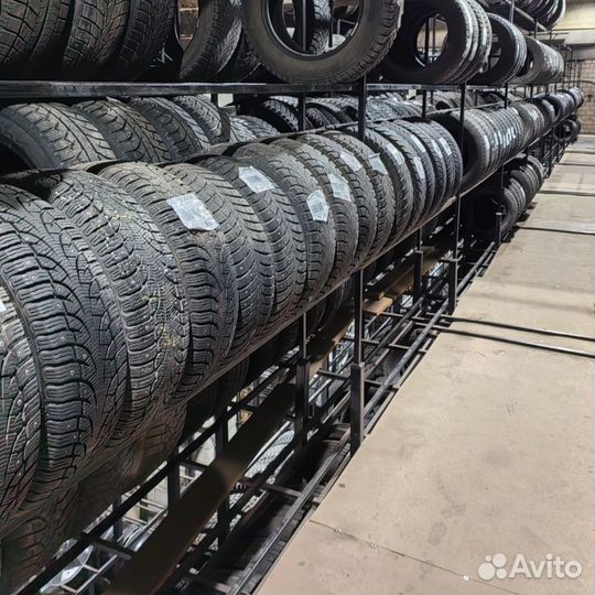 Bridgestone Dueler H/P Sport 215/65 R16 98H