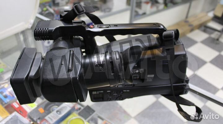 Видеокамера Panasonic AG-HMC 84 б/у