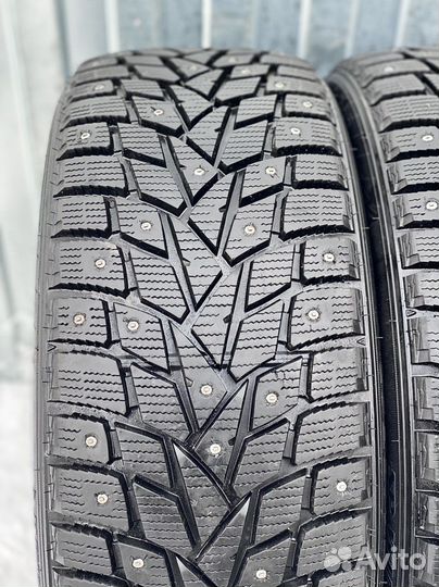 Dunlop SP Winter Ice 02 245/40 R20 99T
