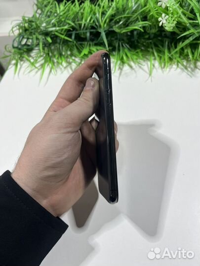 iPhone Xs, 64 ГБ
