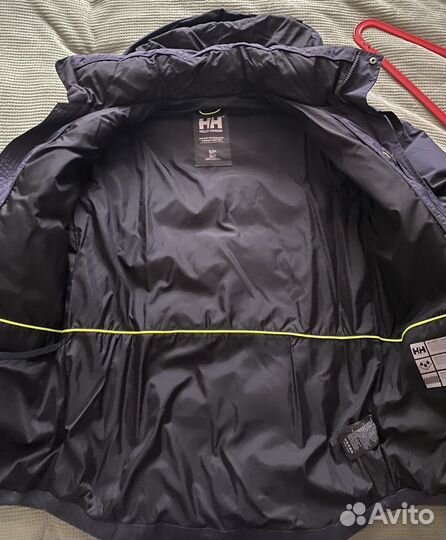 Пуховик Helly Hansen