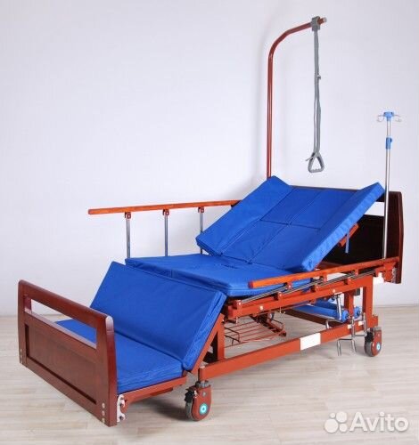 Медицинская кровать для лежачих больных