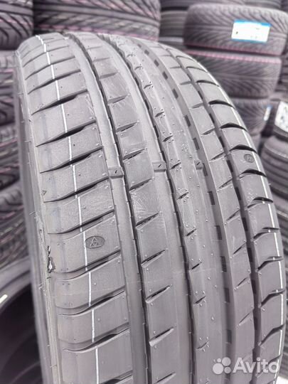 Triangle EffeXSport TH202 215/45 R18 93Y