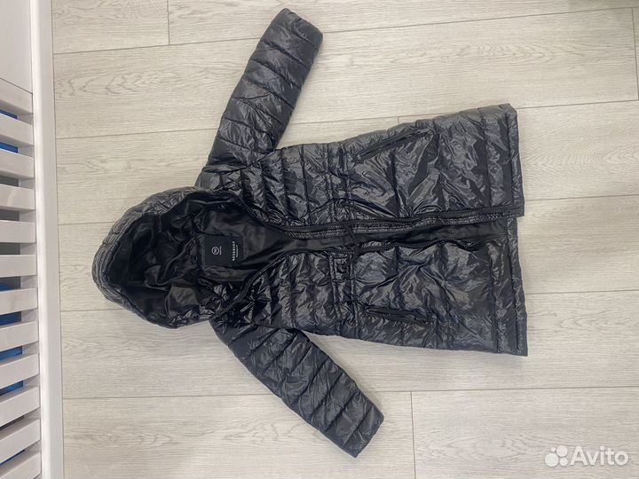 Куртка удлиненная (пальто)на девочку 110