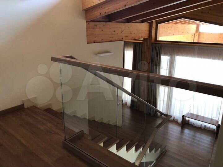 Дом 292 м² на участке 6 сот.