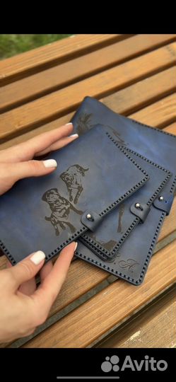 Подарочный набор из натуральной кожи с гравировкой