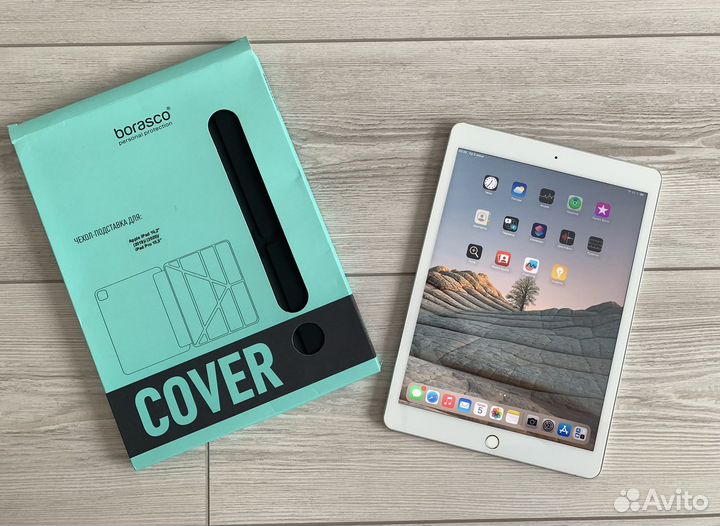 iPad 7 2019 32gb WiFi + новый чехол