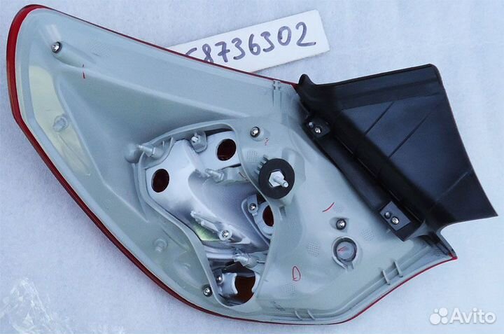 Opel Astra J 5дв фонарь правый новый