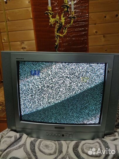 Телевизор samsung