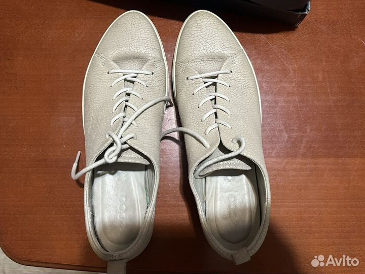 Кроссовки ecco женские