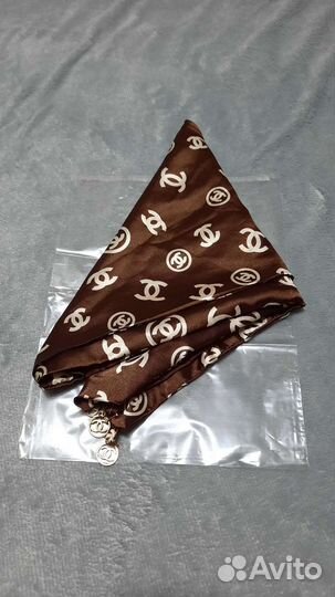 Шелковый платок chanel