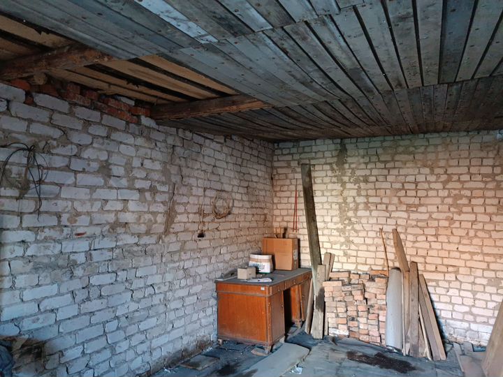 Гараж, > 30 м²
