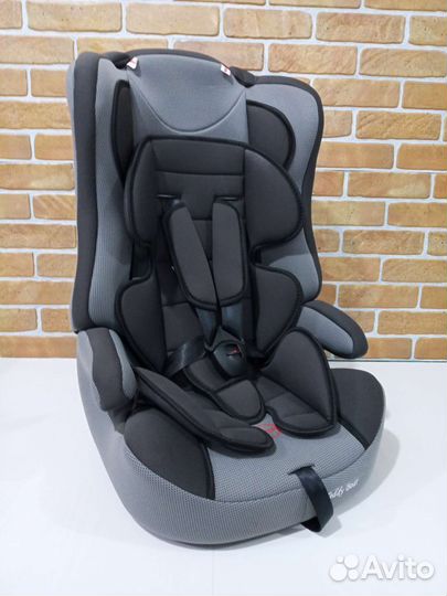 Автомобильное кресло