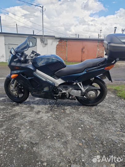 Honda vfr800. 1999г