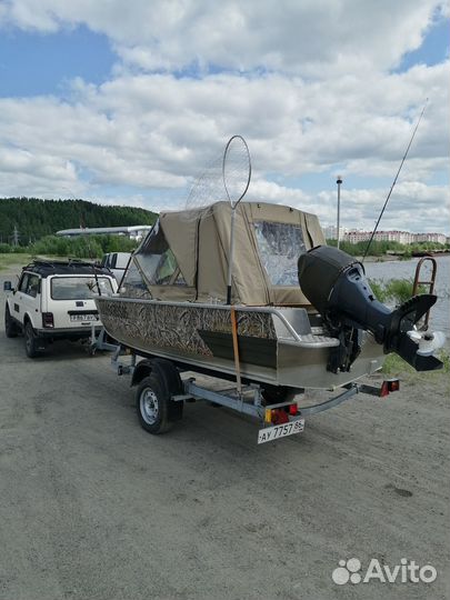 Лодка Салют - 480