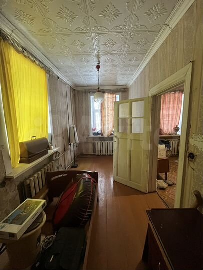 Доля в 2-к. квартире, 34 м², 1/2 эт.
