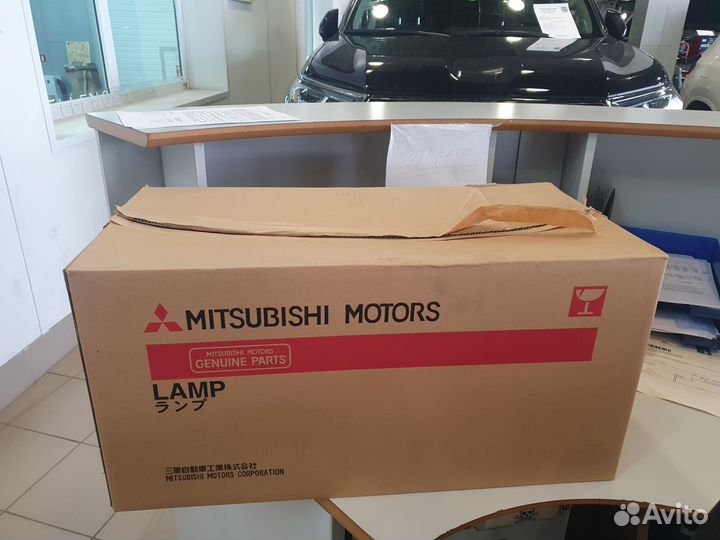 Фара левая mitsubishi original