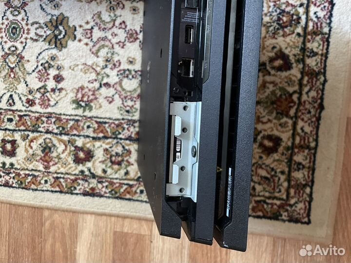 Sony PS4 pro 1tb