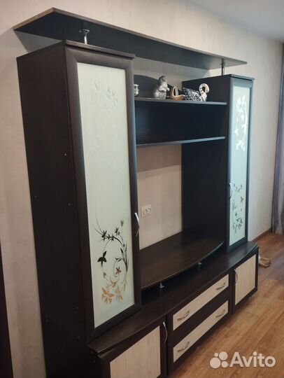 Стенка в гостиную со шкафом б/у