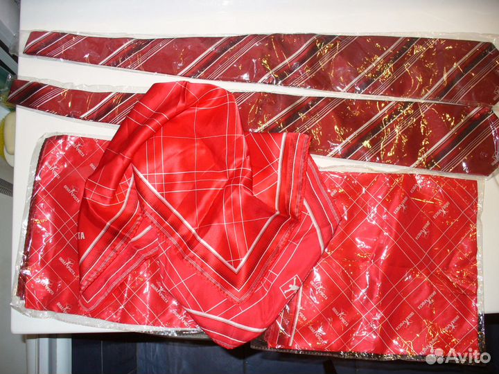 Новые галстуки и платки, натуральный шелк