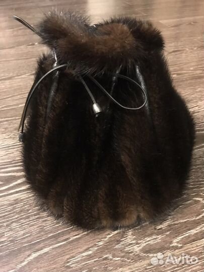 Сумка меховая (новая, с бирками)