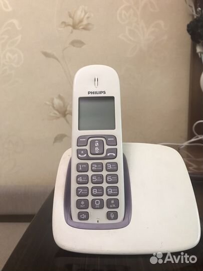 Телефон