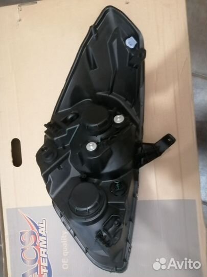 Фара Hyundai Starex Хром