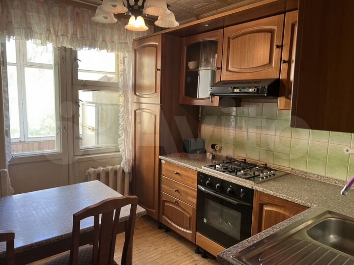 4-к. квартира, 112,2 м², 4/9 эт.