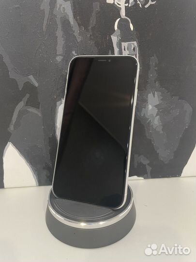 iPhone Xr, 128 ГБ