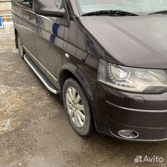 Пороги подножки на Volkswagen Multivan T5