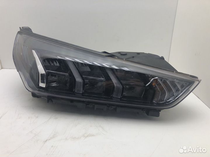 Фара правая LED Hyundai Ioniq бу