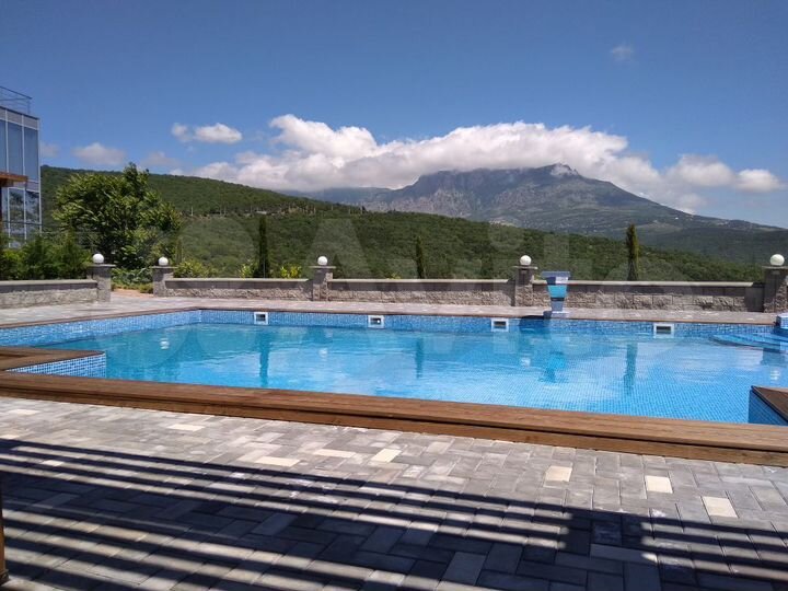 Коттедж 250 м² на участке 25 сот.