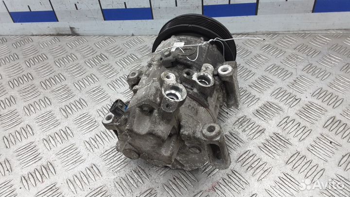 Компрессор кондиционера Toyota Auris 2008