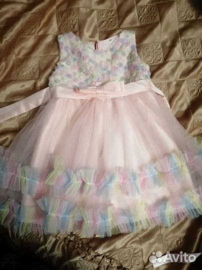 Платье праздничное. Размер 90