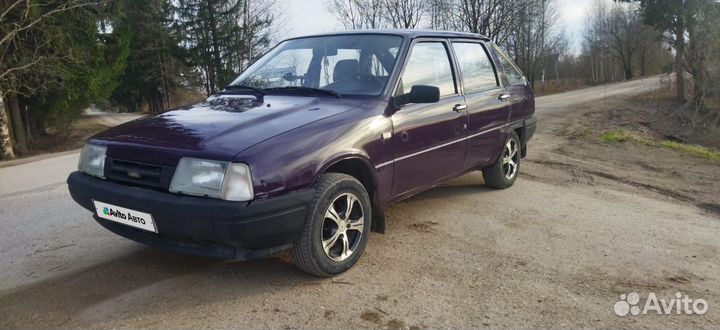 ИЖ 2126 1.6 МТ, 2004, 102 205 км