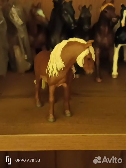 Фигурки лошадей шляйх