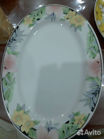 Фарфоровые большие блюда
