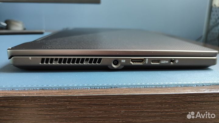 Игровой ноутбук Asus Rog Zeрhyrus G14