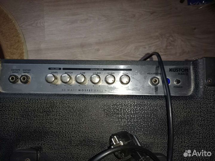Басовый комбоусилитель Kustom kba 30