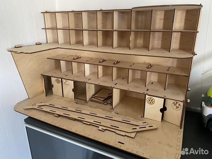 Гараж для машин деревянный