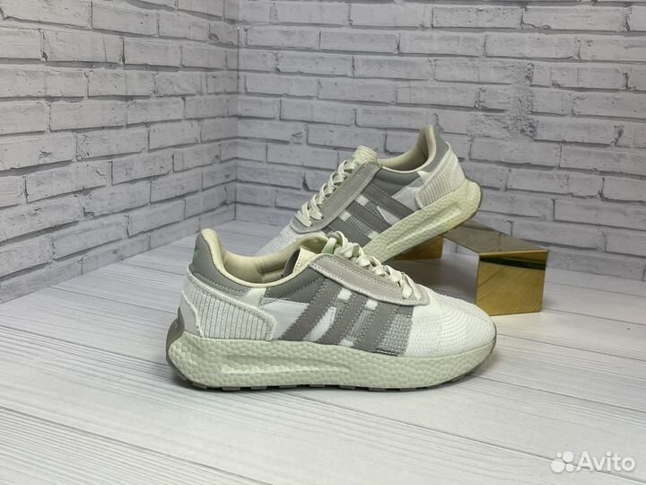 Кроссовки adidas retropy e5