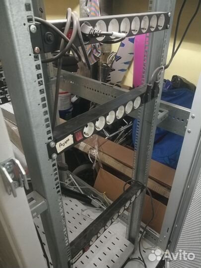 Шкаф телекоммуникационный напольный