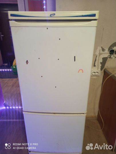 Холодильник бу pozis