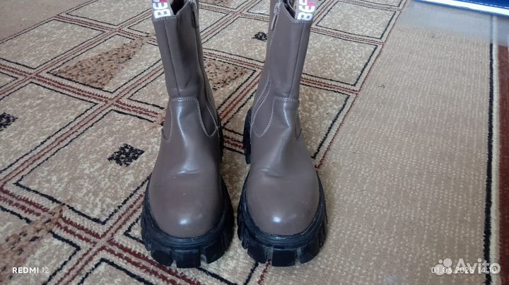 Ботинки женские