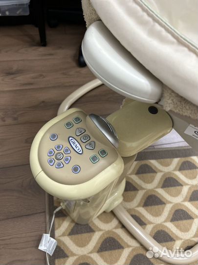 Электрические качели-люлька для детей Graco