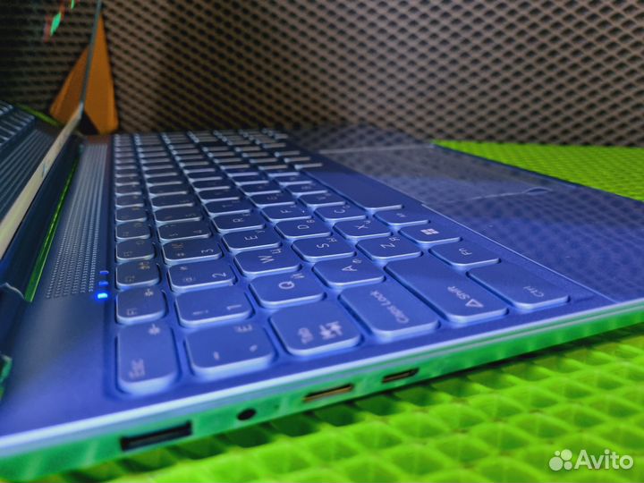 Ноутбук Новый intel i7/24Гб/SSD 1Тб Kexidar