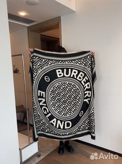 Новый платок шаль Burberry в коробке
